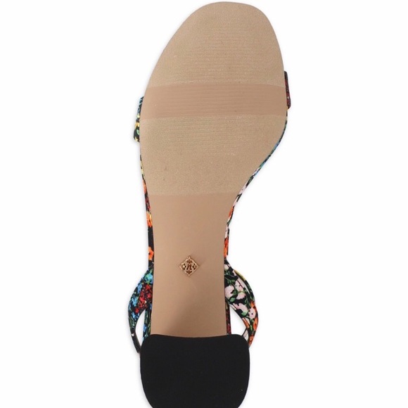 $50@DSW, NWT 7.5 Nanette Lepore Blk Floral Sandals - Picture 4 of 6